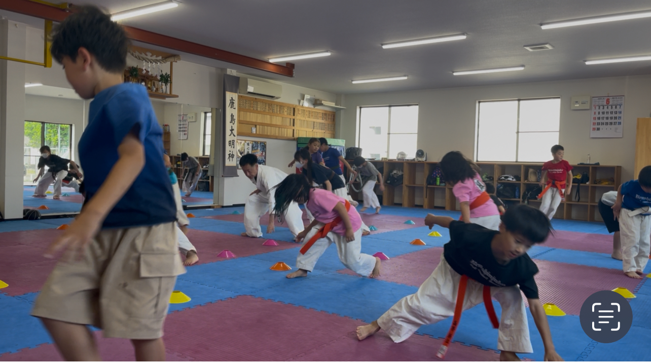 練心塾の横跳びトレーニング